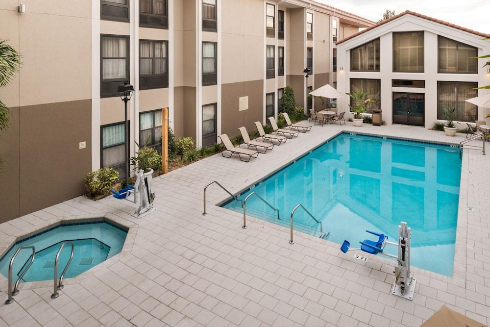 Hampton Inn & Suites Orlando-East Ucf Alafaya Экстерьер фото
